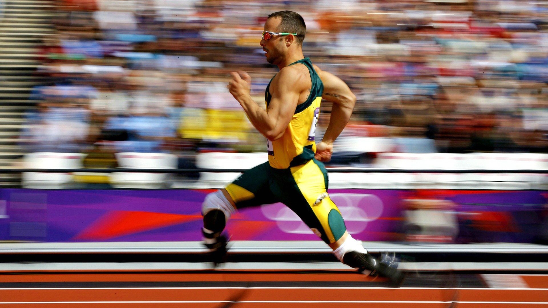 -2025年冰雪运动会,冰上飞驰点燃激情,2020冰雪运动会视频